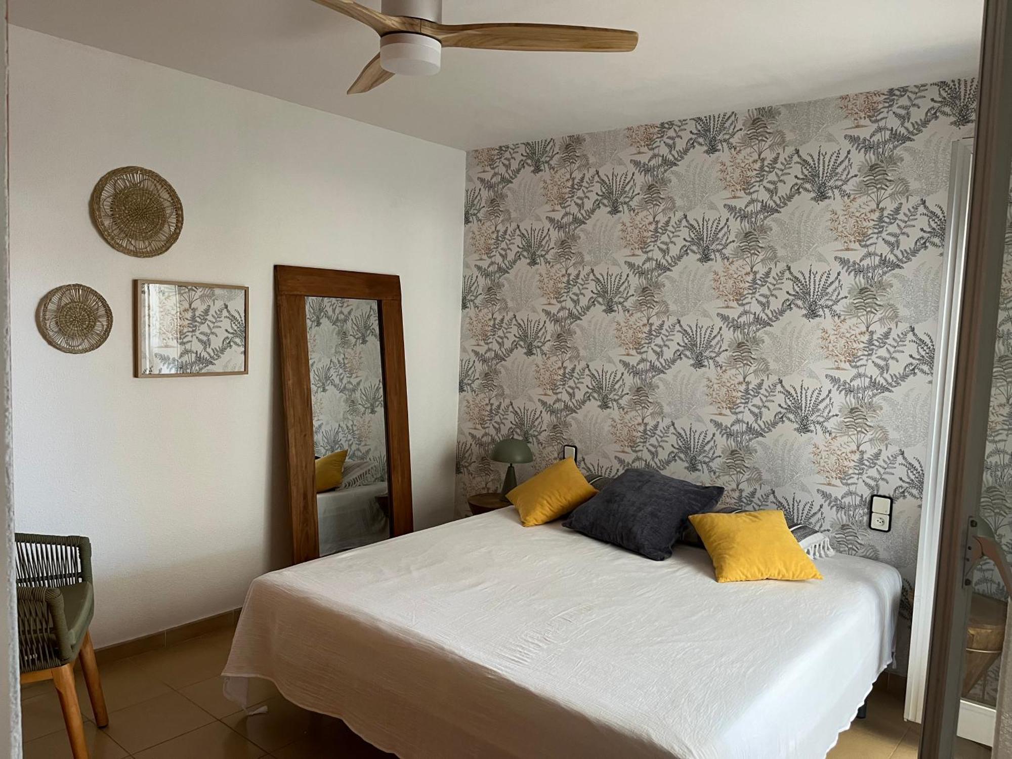 Moderno Apartamento Vacacional Deltebre Ngoại thất bức ảnh